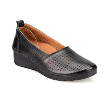 Load image into Gallery viewer, FLO 91. 100674.Z Black Women Shoes Polaris 5 Point
